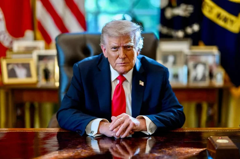 Trump Rules Out New Iran Strikes Before US Midterms as Putin Offers to Mediate